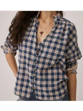 Pilcro Anthropologie Blue Plaid Button-Down Shirt Floral Collar Size L Preppy